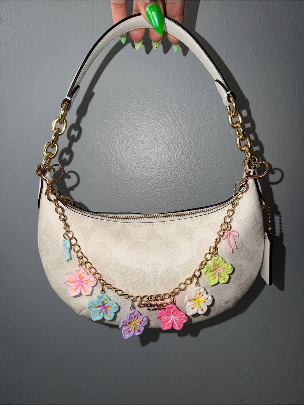 Flower Bag Charm - Picture 3 of 5